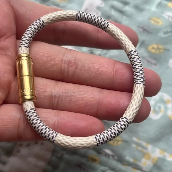 Louis Vuitton Keep it Bracelet (PRICE FIRM)